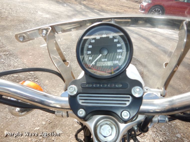 image for item KS9548 1997 Harley Davidson XLH 883  motorcycle