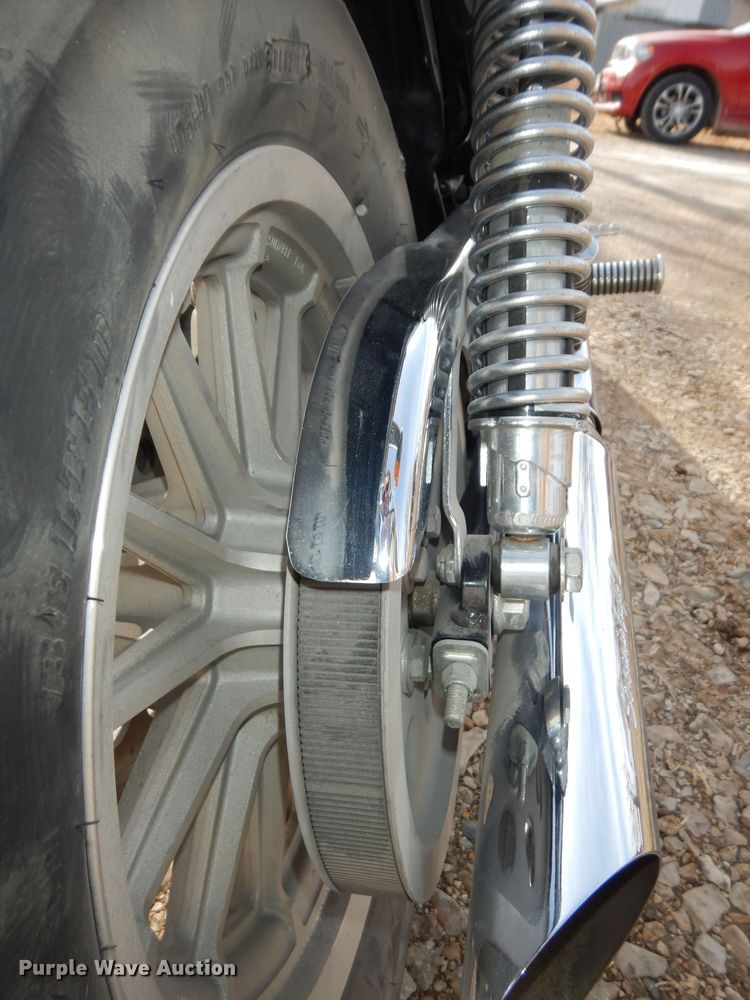 image for item KS9548 1997 Harley Davidson XLH 883  motorcycle