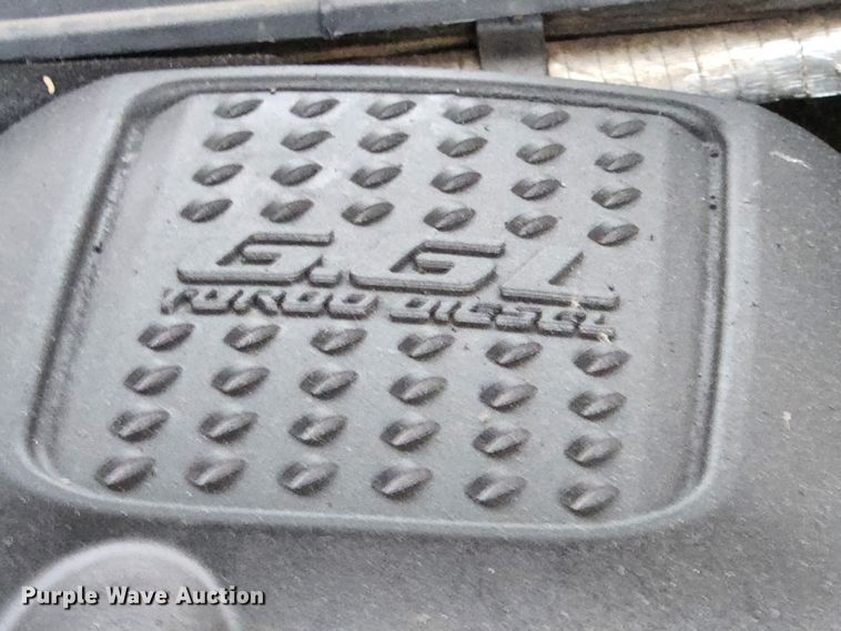 image for item KT9366 2008 GMC Sierra 2500HD  Crew Cab flatbed pickup truck