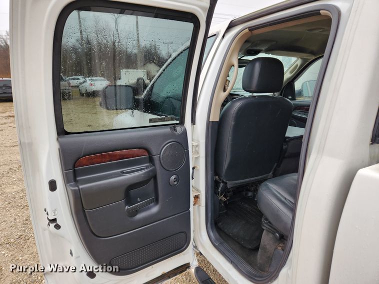 image for item KT9367 2003 Dodge Ram 2500  Quad Cab pickup truck