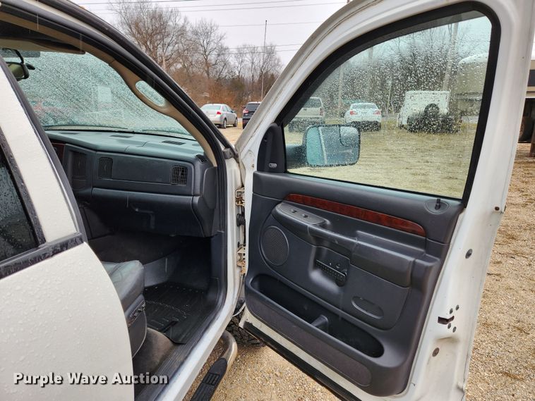 image for item KT9367 2003 Dodge Ram 2500  Quad Cab pickup truck