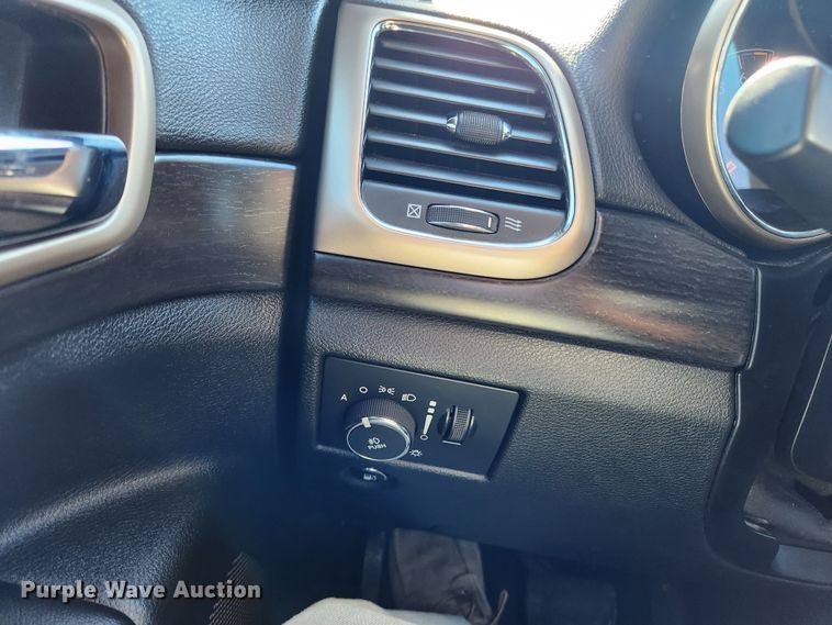 image for item KT9381 2015 Jeep Grand Cherokee Laredo  SUV