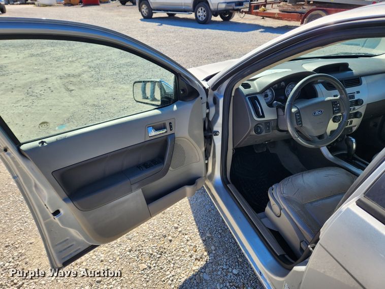 image for item KT9382 2009 Ford Focus SEL