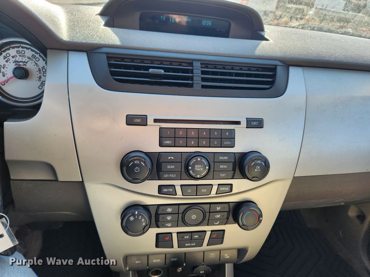 image for item KT9382 2009 Ford Focus SEL