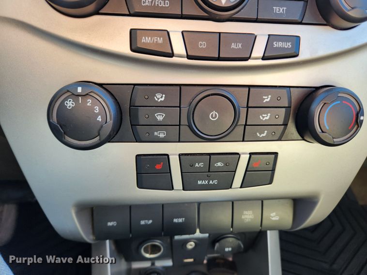 image for item KT9382 2009 Ford Focus SEL