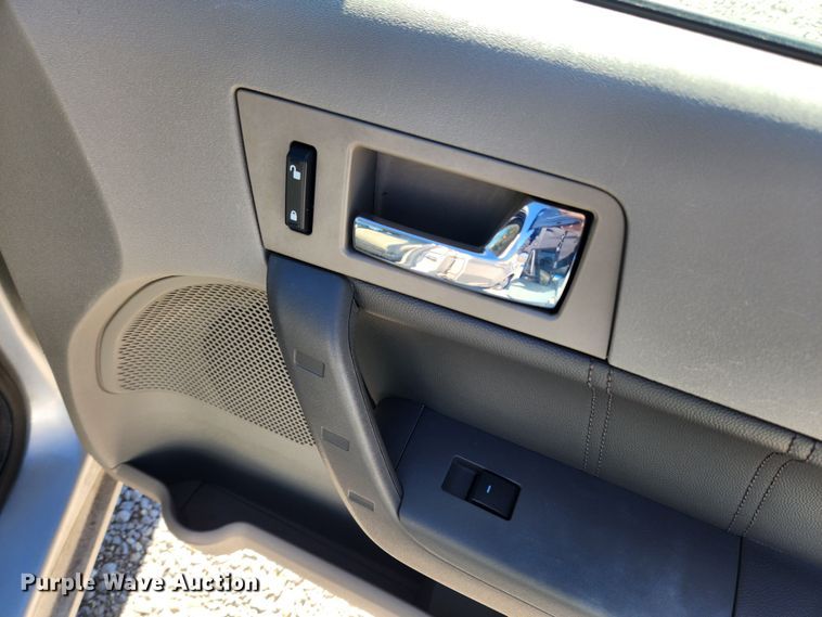 image for item KT9382 2009 Ford Focus SEL