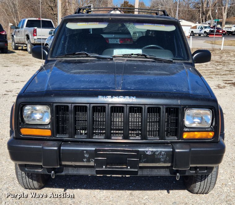 image for item KT9383 2001 Jeep Cherokee  SUV