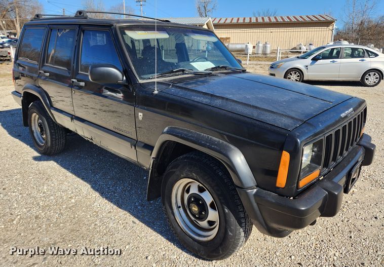 image for item KT9383 2001 Jeep Cherokee  SUV