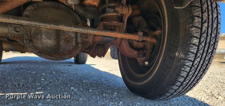 image for item KT9383 2001 Jeep Cherokee  SUV