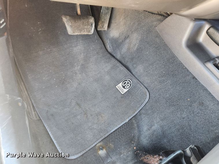 image for item KT9383 2001 Jeep Cherokee  SUV