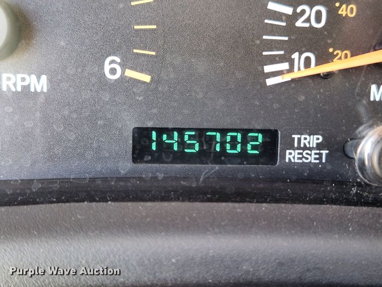 image for item KT9383 2001 Jeep Cherokee  SUV