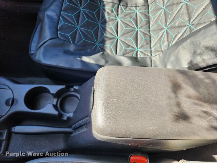 image for item KT9383 2001 Jeep Cherokee  SUV