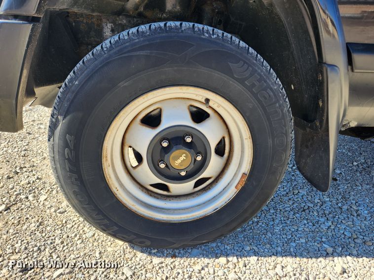 image for item KT9383 2001 Jeep Cherokee  SUV