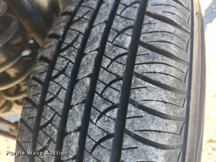 image for item KT9383 2001 Jeep Cherokee  SUV