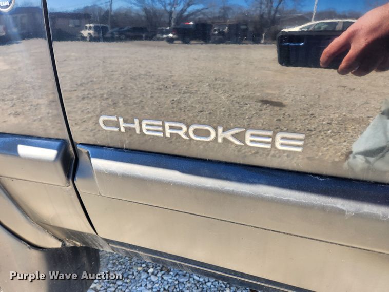 image for item KT9383 2001 Jeep Cherokee  SUV