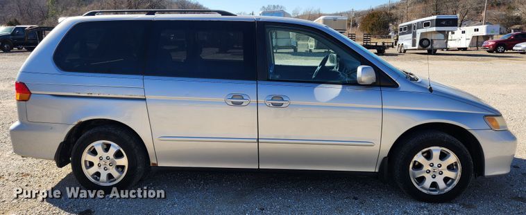 image for item KT9384 2004 Honda Odyssey  van