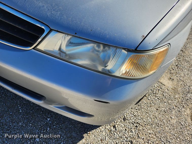 image for item KT9384 2004 Honda Odyssey  van