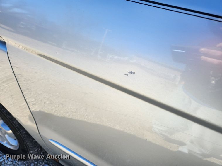 image for item KT9384 2004 Honda Odyssey  van