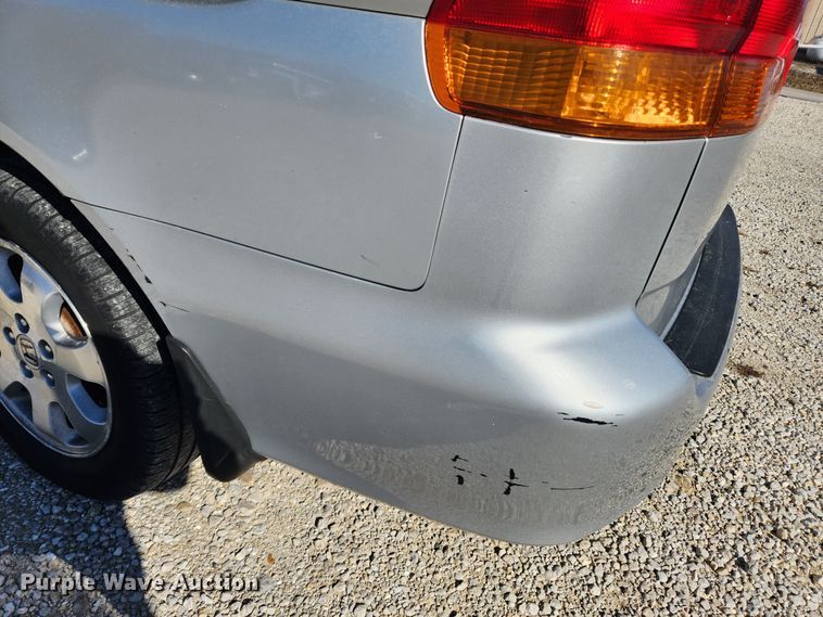 image for item KT9384 2004 Honda Odyssey  van