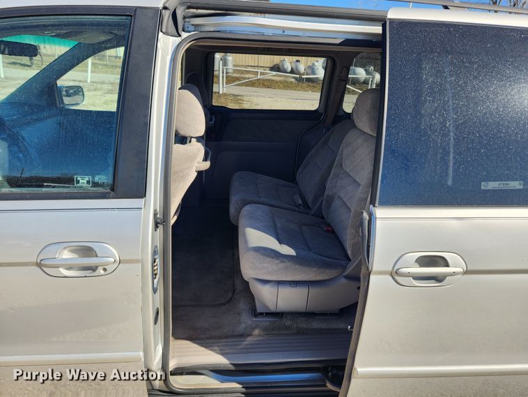 image for item KT9384 2004 Honda Odyssey  van