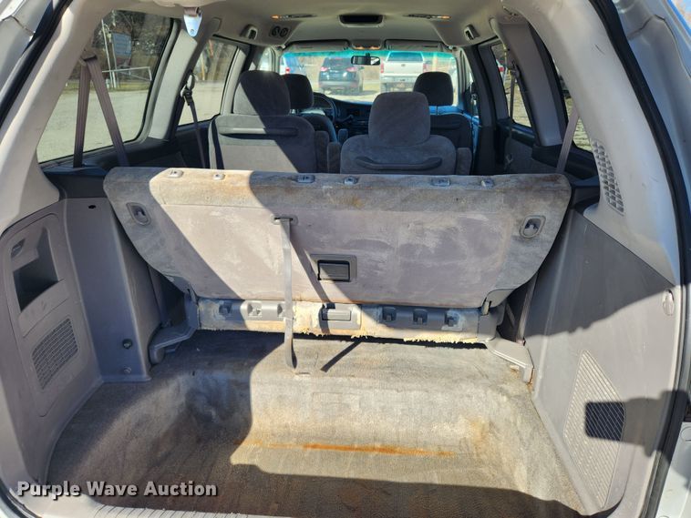 image for item KT9384 2004 Honda Odyssey  van