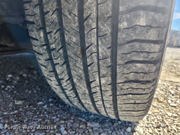 image for item KT9384 2004 Honda Odyssey  van