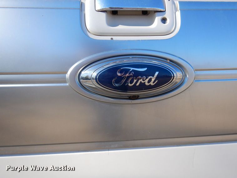 image for item KU9745 2012 Ford F150 Platinum  SuperCrew pickup truck