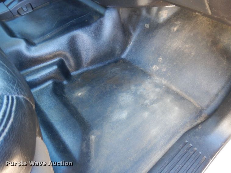 image for item KU9746 2016 Chevrolet Silverado 3500HD  Crew Cab pickup truck