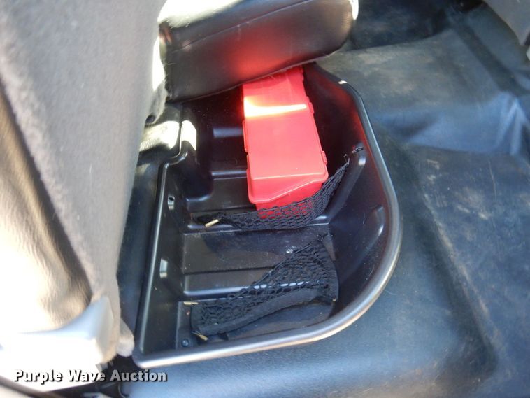 image for item KU9746 2016 Chevrolet Silverado 3500HD  Crew Cab pickup truck