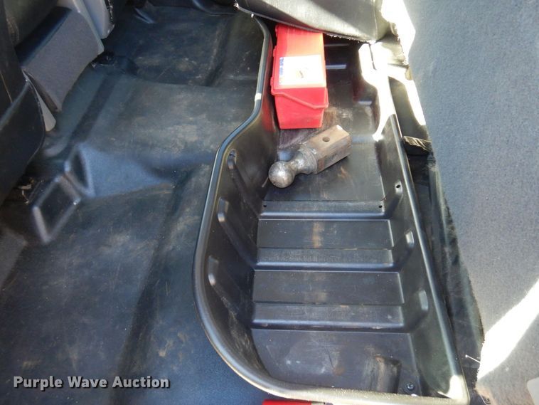 image for item KU9746 2016 Chevrolet Silverado 3500HD  Crew Cab pickup truck