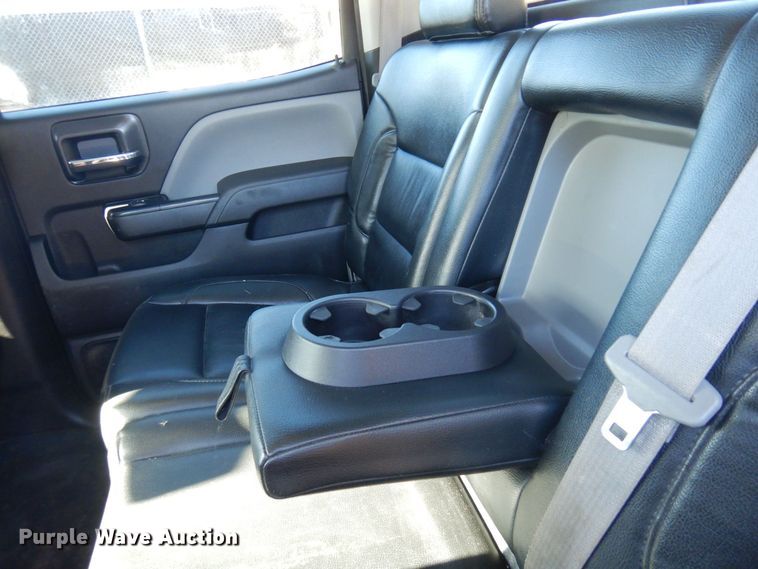 image for item KU9746 2016 Chevrolet Silverado 3500HD  Crew Cab pickup truck