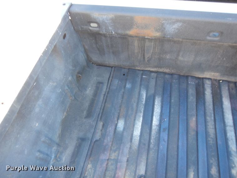 image for item KU9746 2016 Chevrolet Silverado 3500HD  Crew Cab pickup truck