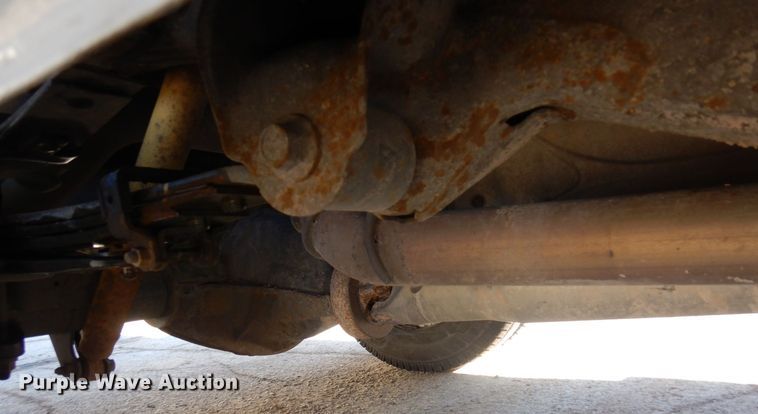 image for item KU9746 2016 Chevrolet Silverado 3500HD  Crew Cab pickup truck