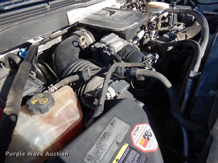 image for item KU9746 2016 Chevrolet Silverado 3500HD  Crew Cab pickup truck