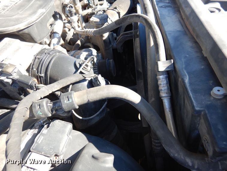 image for item KU9746 2016 Chevrolet Silverado 3500HD  Crew Cab pickup truck