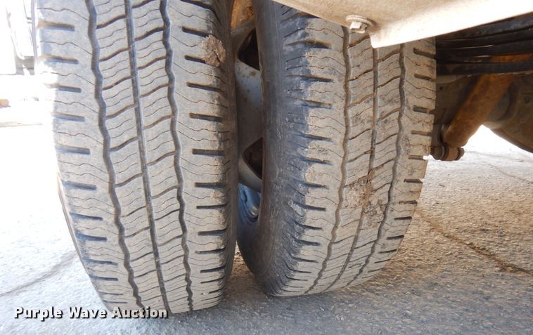 image for item KU9746 2016 Chevrolet Silverado 3500HD  Crew Cab pickup truck