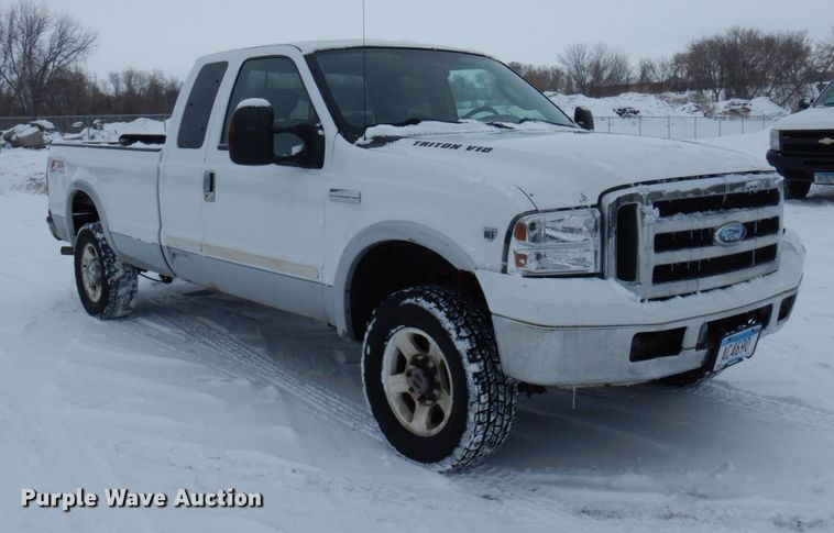 image for item KU9773 2005 Ford F250 Super Duty  SuperCab pickup truck