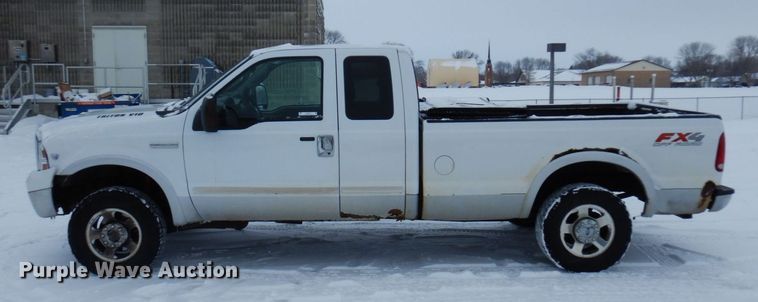image for item KU9773 2005 Ford F250 Super Duty  SuperCab pickup truck