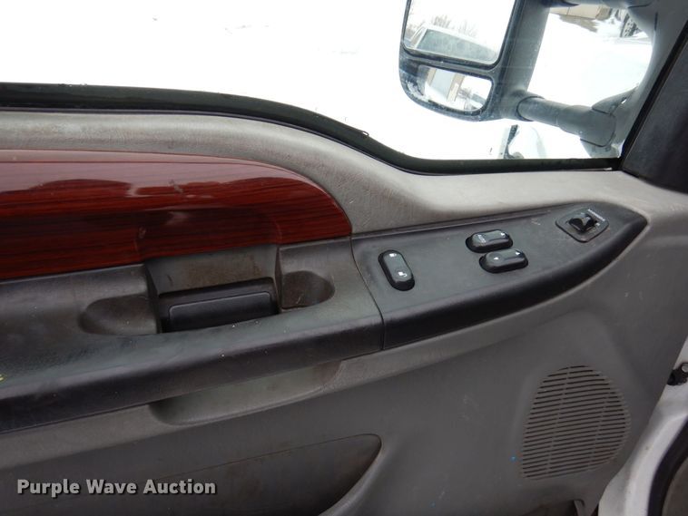 image for item KU9773 2005 Ford F250 Super Duty  SuperCab pickup truck