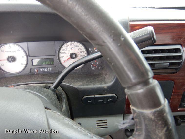 image for item KU9773 2005 Ford F250 Super Duty  SuperCab pickup truck