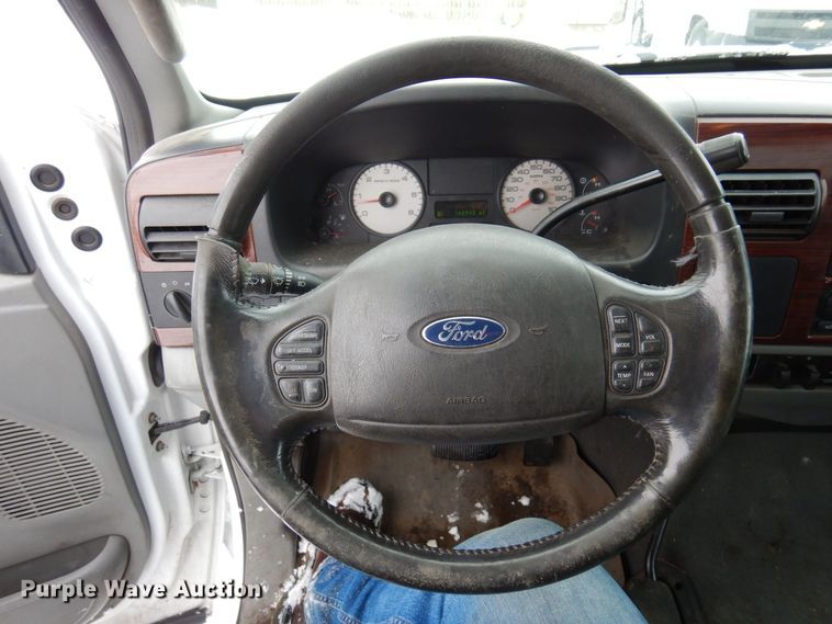 image for item KU9773 2005 Ford F250 Super Duty  SuperCab pickup truck