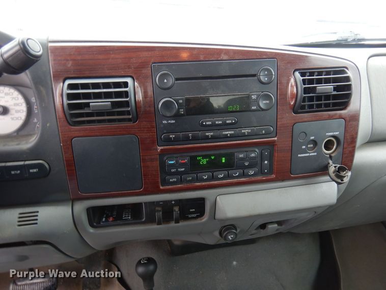 image for item KU9773 2005 Ford F250 Super Duty  SuperCab pickup truck