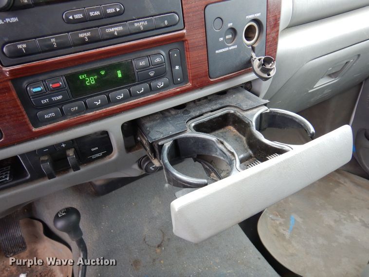 image for item KU9773 2005 Ford F250 Super Duty  SuperCab pickup truck