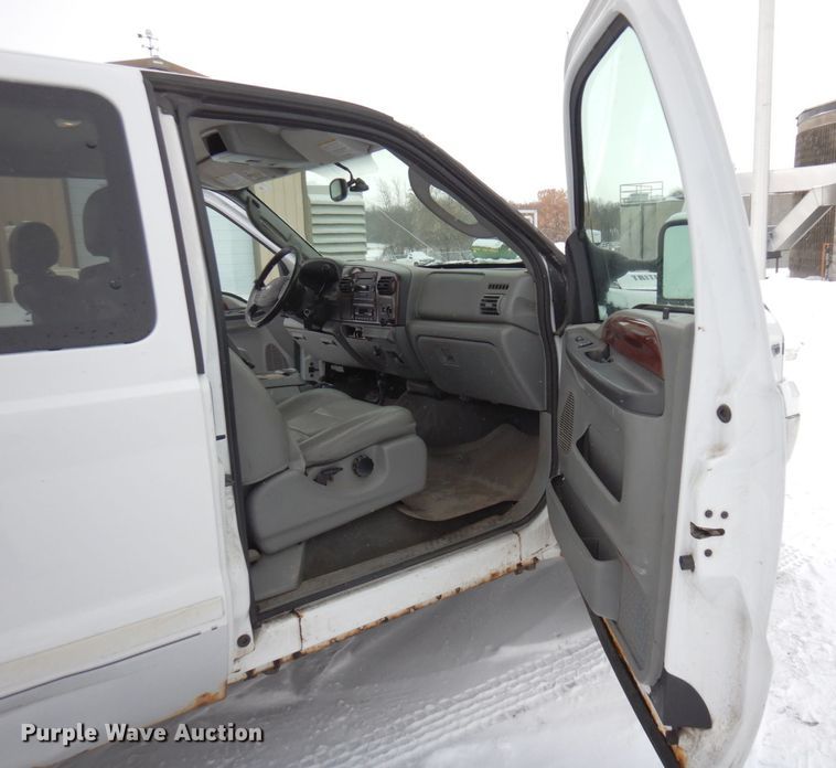 image for item KU9773 2005 Ford F250 Super Duty  SuperCab pickup truck