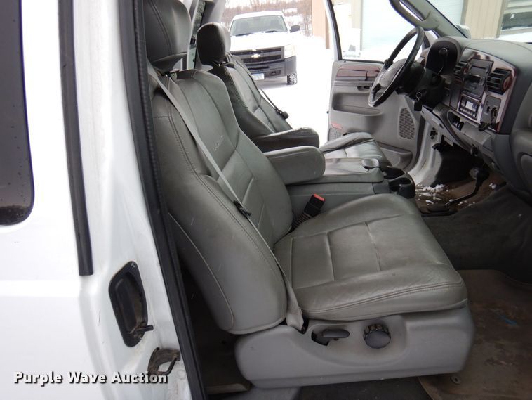 image for item KU9773 2005 Ford F250 Super Duty  SuperCab pickup truck