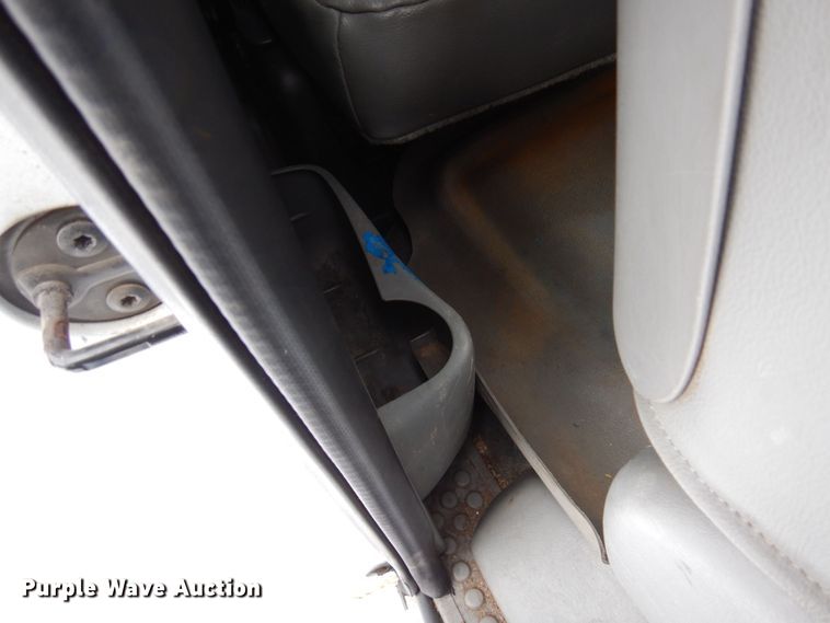 image for item KU9773 2005 Ford F250 Super Duty  SuperCab pickup truck