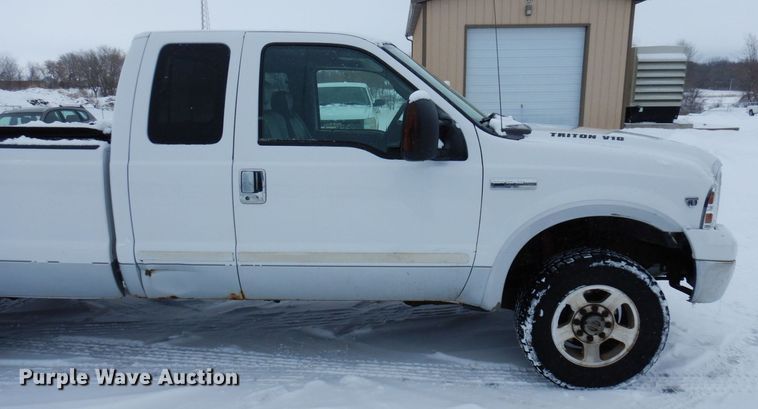 image for item KU9773 2005 Ford F250 Super Duty  SuperCab pickup truck
