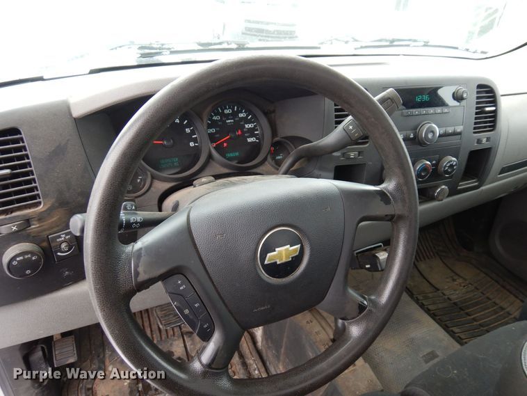 image for item KU9774 2011  Chevrolet Silverado 1500  pickup truck