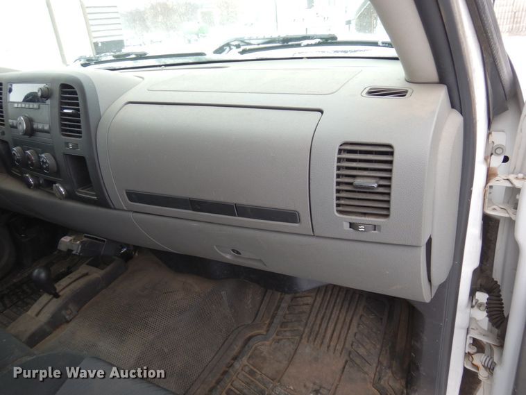 image for item KU9774 2011  Chevrolet Silverado 1500  pickup truck