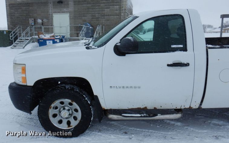 image for item KU9774 2011  Chevrolet Silverado 1500  pickup truck